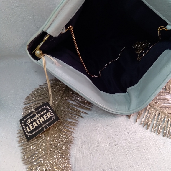 ANDE Robins egg blue evening clutch/ crossbody bag. - Picture 3 of 6